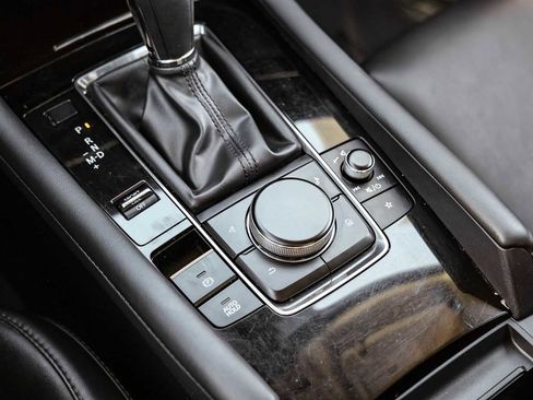 Used 2019 MAZDA MAZDA3 Sedan w/ Preferred Package image 23