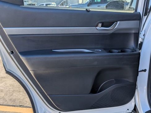 Used 2021 Hyundai Palisade SEL w/ Premium Package image 24