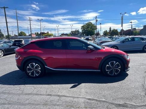 Certified 2024 Kia EV6 Light AWD/4WD image 6