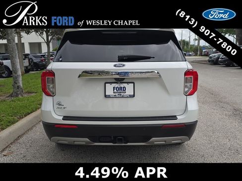 Certified 2021 Ford Explorer XLT w/ Equipment Group 202A RWD image 5