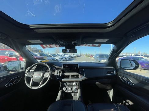 Used 2024 GMC Yukon XL AT4 w/ AT4 Premium Package image 27
