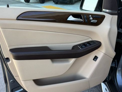 Used 2017 Mercedes-Benz GLE 350 image 19