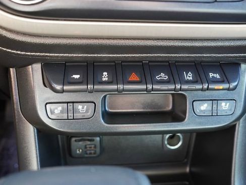 Used 2020 GMC Canyon Denali AWD/4WD image 29