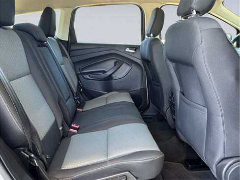 Used 2018 Ford Escape SE w/ SE Sync 3 Package FWD image 24