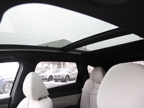 New 2026 Hyundai Tucson Limited image 16