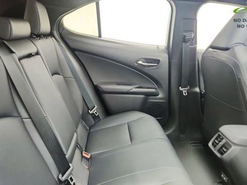 Used 2025 Lexus UX 300h FWD image 24
