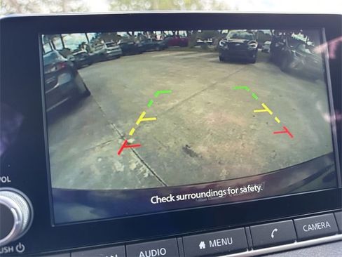 Used 2023 Nissan Sentra SV image 17