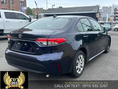 Used 2025 Toyota Corolla LE FWD image 6
