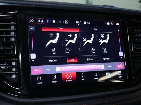 Used 2024 Dodge Durango GT AWD/4WD image 31