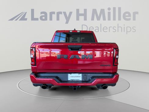 New 2026 RAM 1500 Express AWD/4WD image 4