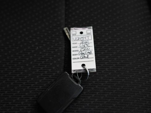 Used 2021 GMC Sierra 1500 2WD Regular Cab w/ Convenience Package image 30