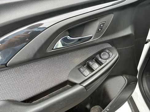 Used 2023 Chevrolet TrailBlazer LT FWD image 12