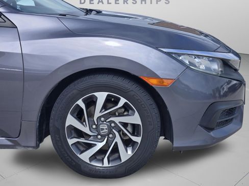 Used 2018 Honda Civic EX image 29