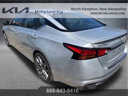 Used 2023 Nissan Altima 2.0 SR FWD image 5