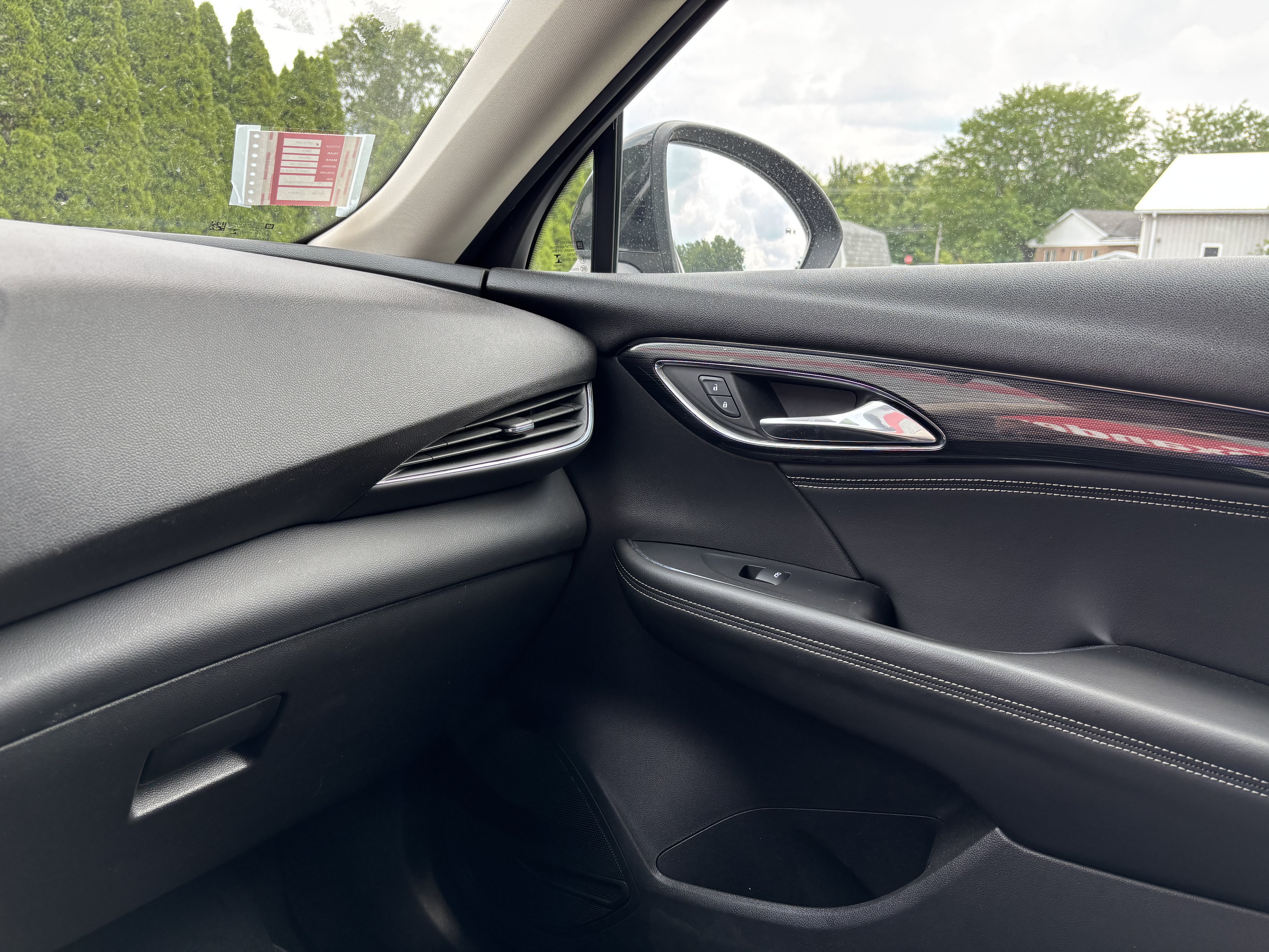 Used 2023 Buick Envision Preferred AWD/4WD image 23
