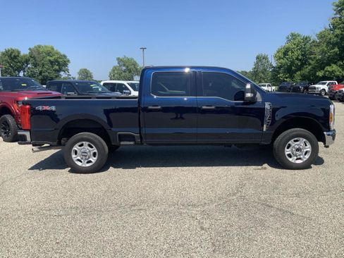 Used 2025 Ford F250 XLT AWD/4WD image 13