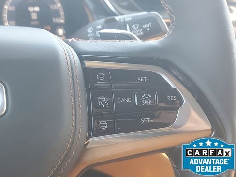 Used 2025 Jeep Grand Cherokee Summit image 28