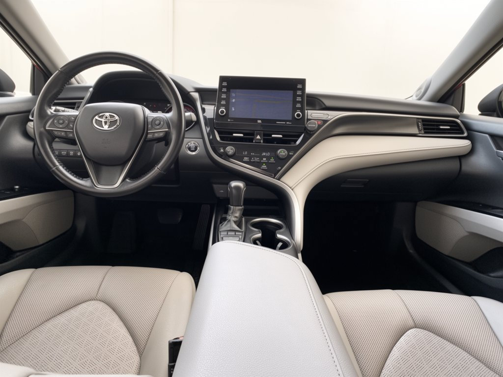 Used 2022 Toyota Camry XSE w/ Navigation Package FWD image 17