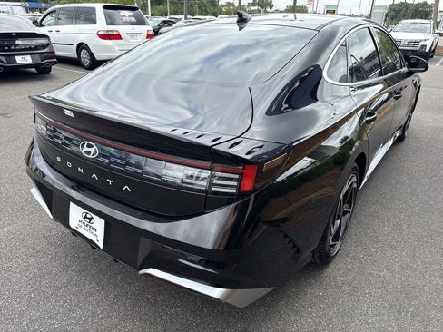 New 2026 Hyundai Sonata SEL FWD image 4
