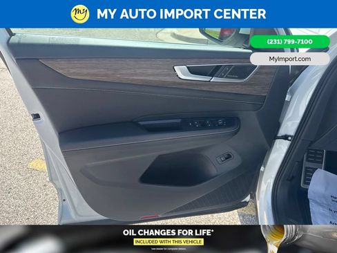 Used 2025 Volkswagen Atlas SEL Premium R-Line AWD/4WD image 10
