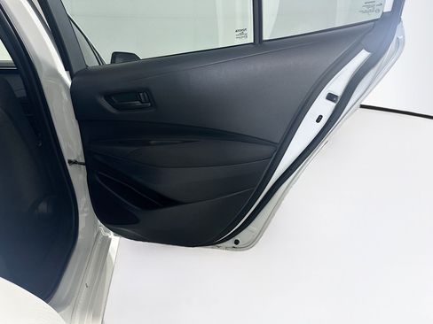 Used 2024 Toyota Corolla LE FWD image 28