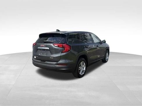 Used 2019 GMC Terrain SLE w/ LPO, Floor Liner Package AWD/4WD image 7