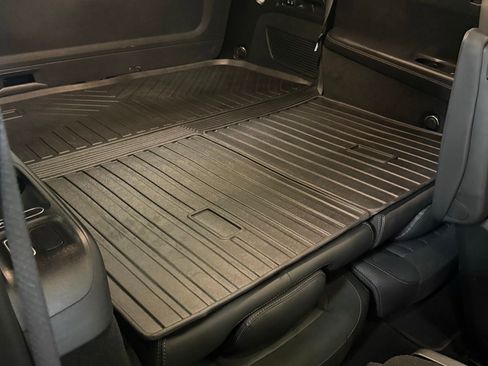 Used 2024 Mercedes-Benz GLS 63 AMG 4MATIC image 51