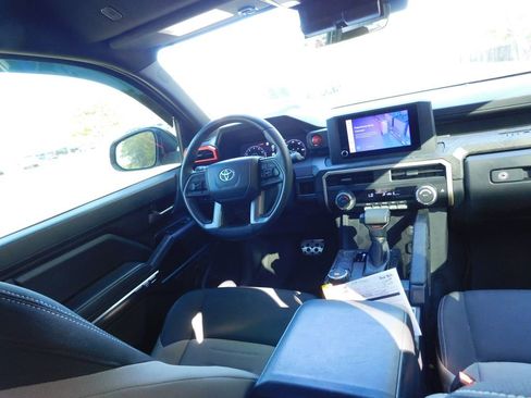 Used 2024 Toyota Tacoma TRD Sport image 6