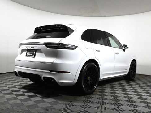 Used 2022 Porsche Cayenne GTS image 7