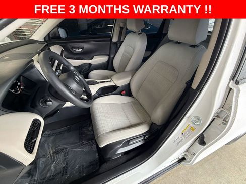 Used 2025 Honda HR-V LX image 14