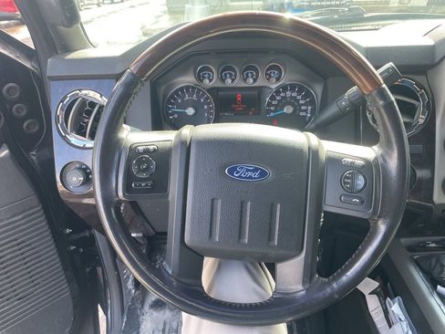 Used 2016 Ford F250 Platinum w/ Snow Plow Prep Package image 9