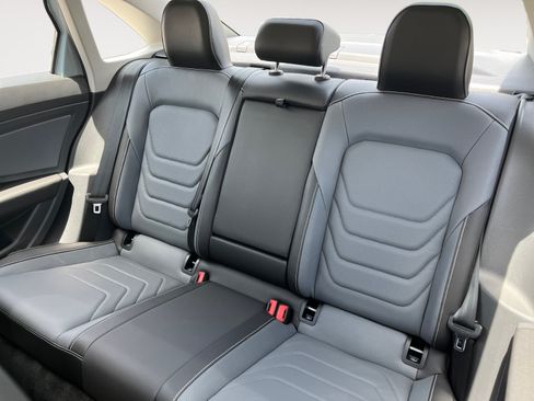 Certified 2025 Volkswagen Jetta SEL FWD image 16