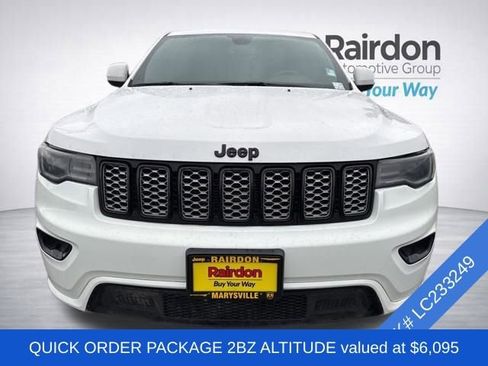 Used 2020 Jeep Grand Cherokee Altitude AWD/4WD image 2