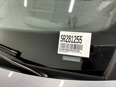 Used 2025 Mercedes-Benz C 300 Sedan image 22