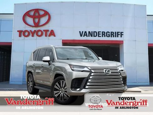 Used 2023 Lexus LX 600 4WD w/ Accessory Package (Z1) image 1