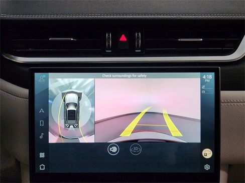 Used 2024 Jaguar F-PACE R-Dynamic S image 17