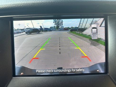 Used 2021 Ford Ranger Lariat w/ Tremor Off-Road Package image 17