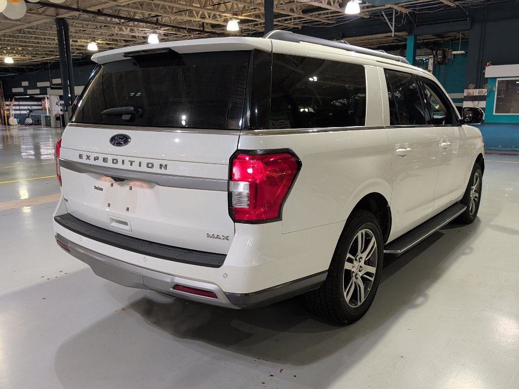 Used 2023 Ford Expedition Max XLT AWD/4WD image 9