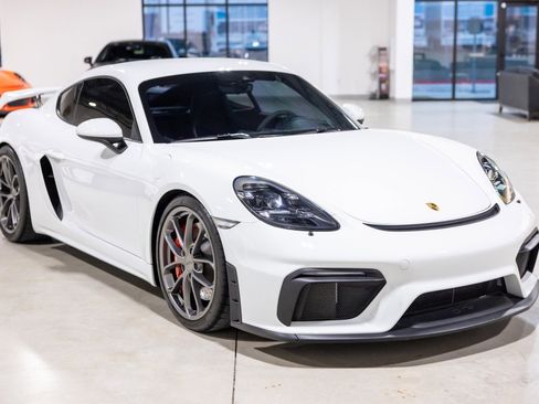 Used 2021 Porsche 718 Cayman GT4 image 10