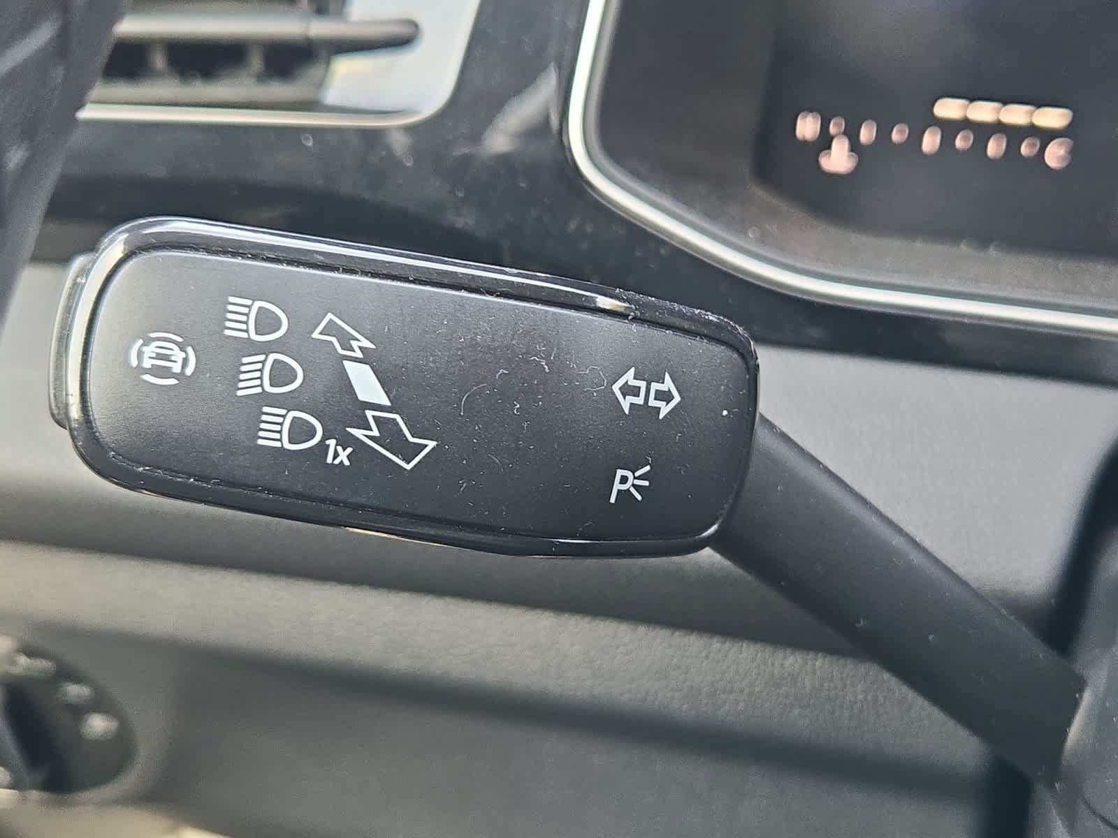 Used 2025 Volkswagen Jetta Sport FWD image 26