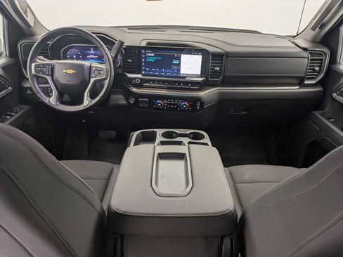 Used 2024 Chevrolet Silverado 1500 LT AWD/4WD image 16