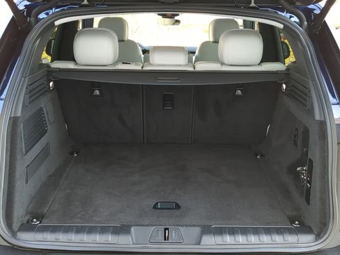 Used 2023 Land Rover Range Rover Sport SE image 36