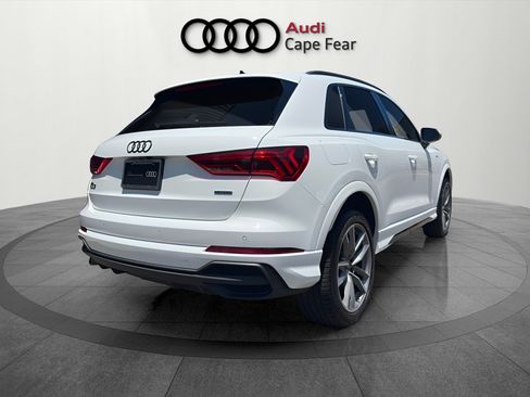 Certified 2025 Audi Q3 2.0T Premium w/ Convenience Package AWD/4WD image 5