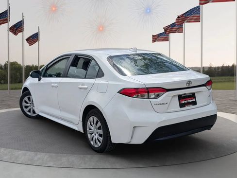 Used 2021 Toyota Corolla LE FWD image 8