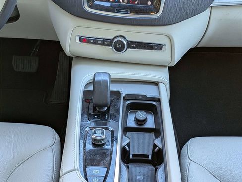 Certified 2023 Volvo XC90 B5 Core image 20