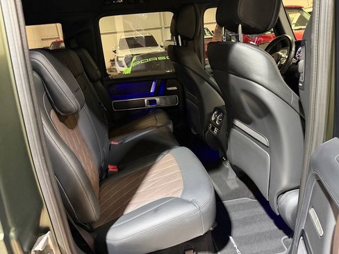 Used 2024 Mercedes-Benz G 550 w/ Final Edition w/ Olive Magno image 12