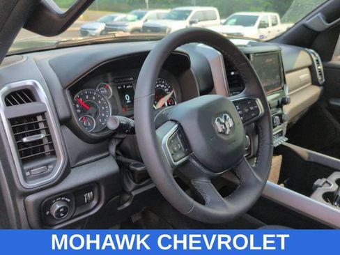 Used 2025 RAM 1500 Big Horn AWD/4WD image 8