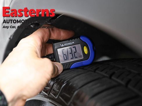 Used 2022 Volkswagen Tiguan S image 27