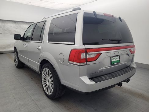 Used 2017 Lincoln Navigator Reserve RWD image 5