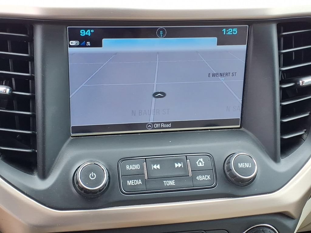 Used 2018 GMC Acadia Denali w/ Technology Package FWD image 17